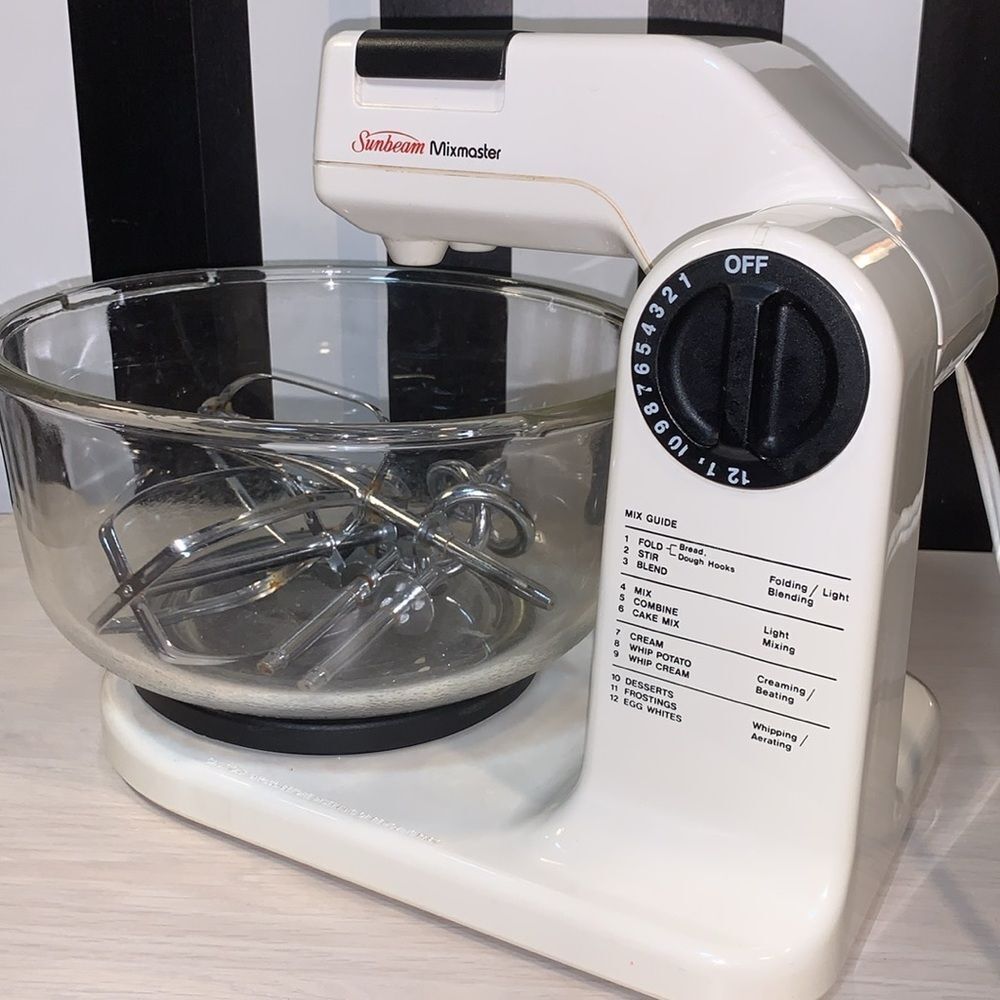 Vintage 70s Sunbeam Mixmaster Electric Mixer 2 Glass Bowls/Beater / Dough Hook - Picture 13 of 16